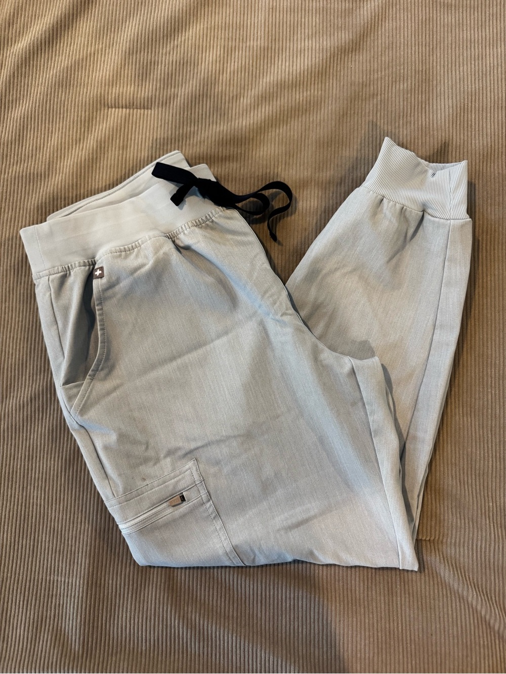 Figs Women’s Highwaisted Zamora Pants with Navy Drawstring